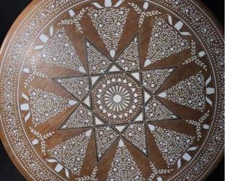 042 Inlaid Wooden Artwares Table