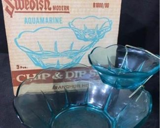 041 Swedish Modern Chip  Dip Set