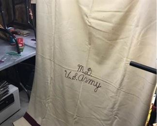 027 WWII Wool MD US ARMY Medical Blanket