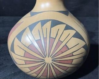 004 Rayo Aguilera Southwest Signed Pot