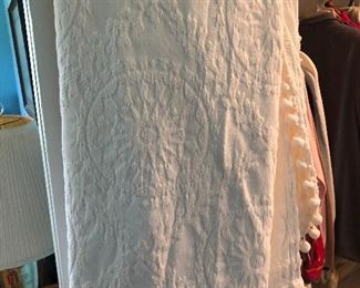 Beautiful vintage Linens and spreads