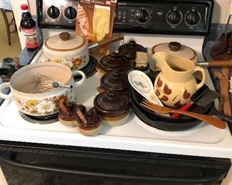 Watt pottery
