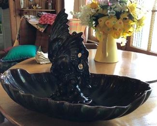 Haeged use pottery with fish frog