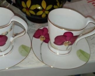 NAREMOA STUDIO LOVE ART PORCELAIN CUP & SAUCER ROSE DESIGN