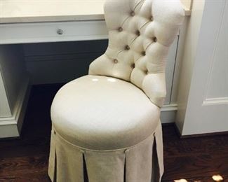 Vanity Tufted Designer Chair