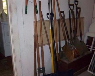 shovels tools