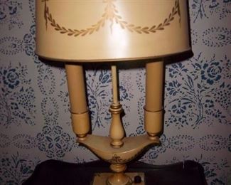 vimtage lamp