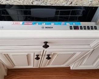 Bosch dishwasher with custom facing