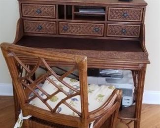 LaneVenture writing desk and chair made in Conover NC