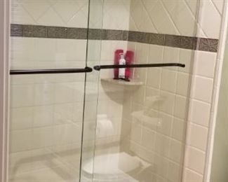 Glass shower doors