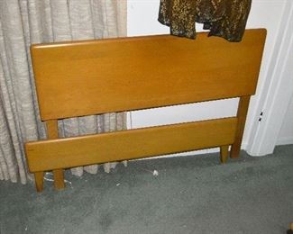 2 Twin Beds, Heywood Wakefield