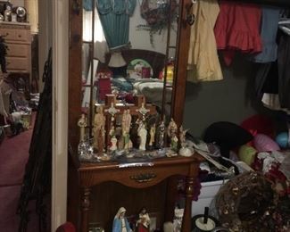 Hall Tree with Drawer
Large Collection Of Vintage Religious Items & Statues