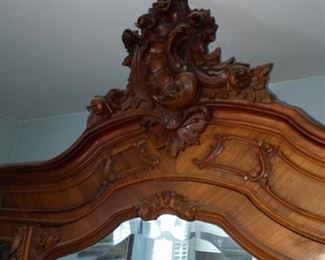 https://www.grasons.com/wp-content/uploads/2019/07/IMG_20181012_114652-ES-21-TOP-OF-ARMOIRE.jpg