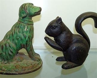 Cast Iron Dog Door Stop, Squirrel Nut Cracker