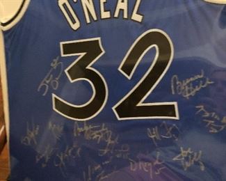 Shaquille O’Neal team signed jersey