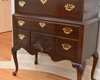 Ethan Allen Chest of Drawers with Brass Pulls