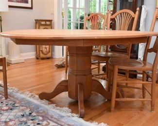 Round Dining / Kitchen Table with 6 Chairs (there are also 6 more chairs available)