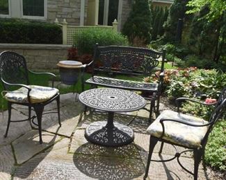 Patio / Garden Furniture (Bench, 2 Chairs & Side Table) 