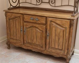 Walter E Smithe Buffet / Sideboard with Hutch
