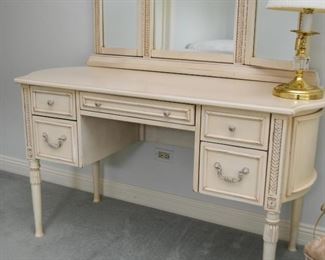 Pretty Vanity with Triple Mirror & Chair