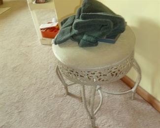 vanity stool