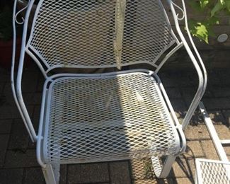 iron patio chair 1 OF 2 (POSSIBLY WOODARD)
