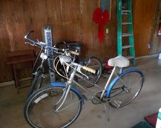 vintage bikes, ladder, blower