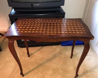 Lots of small tables