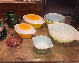 VINTAGE PYREX