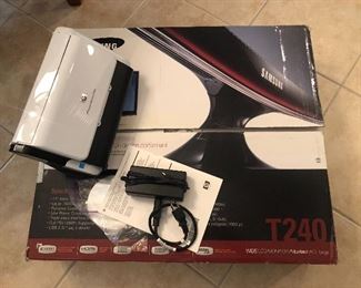 SAMSUNG FLAT SCREEN TV BRAND NEW IN BOX
