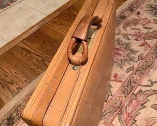 LEATHER HARMON BRIEFCASE