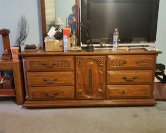 Retro Style double dresser with 2 mirrors is 1980s hot!  Heavy, durable and roomy with several coordinating pieces! 72" x 19" x 30"