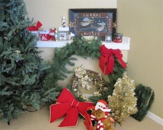 Xmas items.