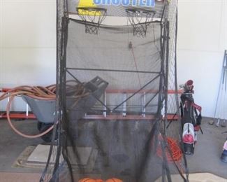 Sharp Shooter Basketball Game.