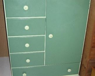 Classic youth cabinet with drawers and wardrobe!