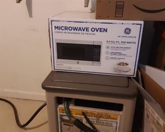 Microwave oven new in box