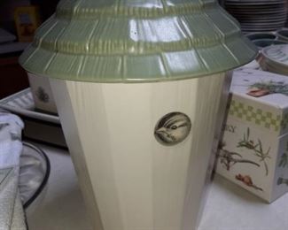 Pfaltzgraff cookie jar