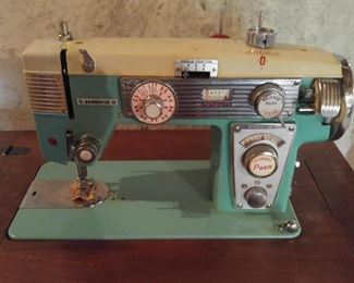 Vintage Metal Head Sewing Machine
