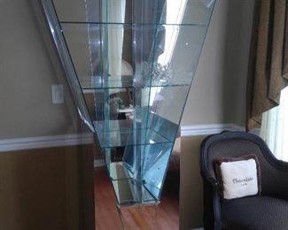 Fine Contemporary Curio