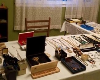 COSTUME JEWELRY AND WATCHES