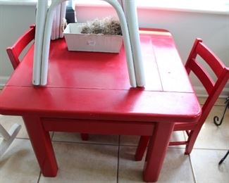 Red solid wood Children's table and chairs