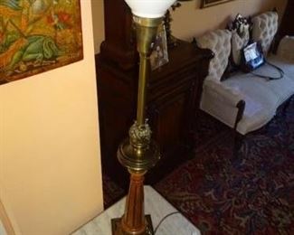  Brass Lamp https://ctbids.com/#!/description/share/198244