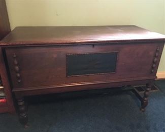 Antique Lakeside Craftshops Trunk - Sheboygan Wisconsin