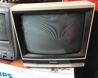 Vintage lil T.V.