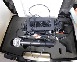 Handheld Microphone/Transmitter