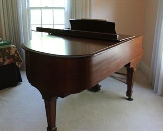 Vintage Steinway & Sons baby grand piano w/ bench