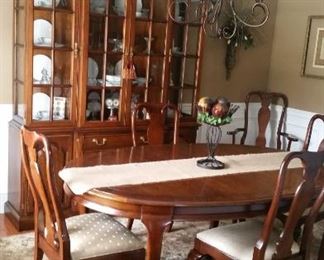 Beautiful dining suite, light cherry finish, lighted china hutch