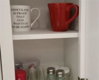 Salt & pepper shakers, coffee cups 