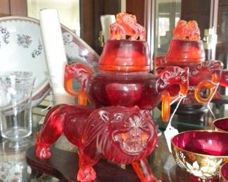 VINTAGE CHINESE CHERRY AMBER
