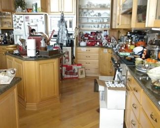 KITCHENWARE